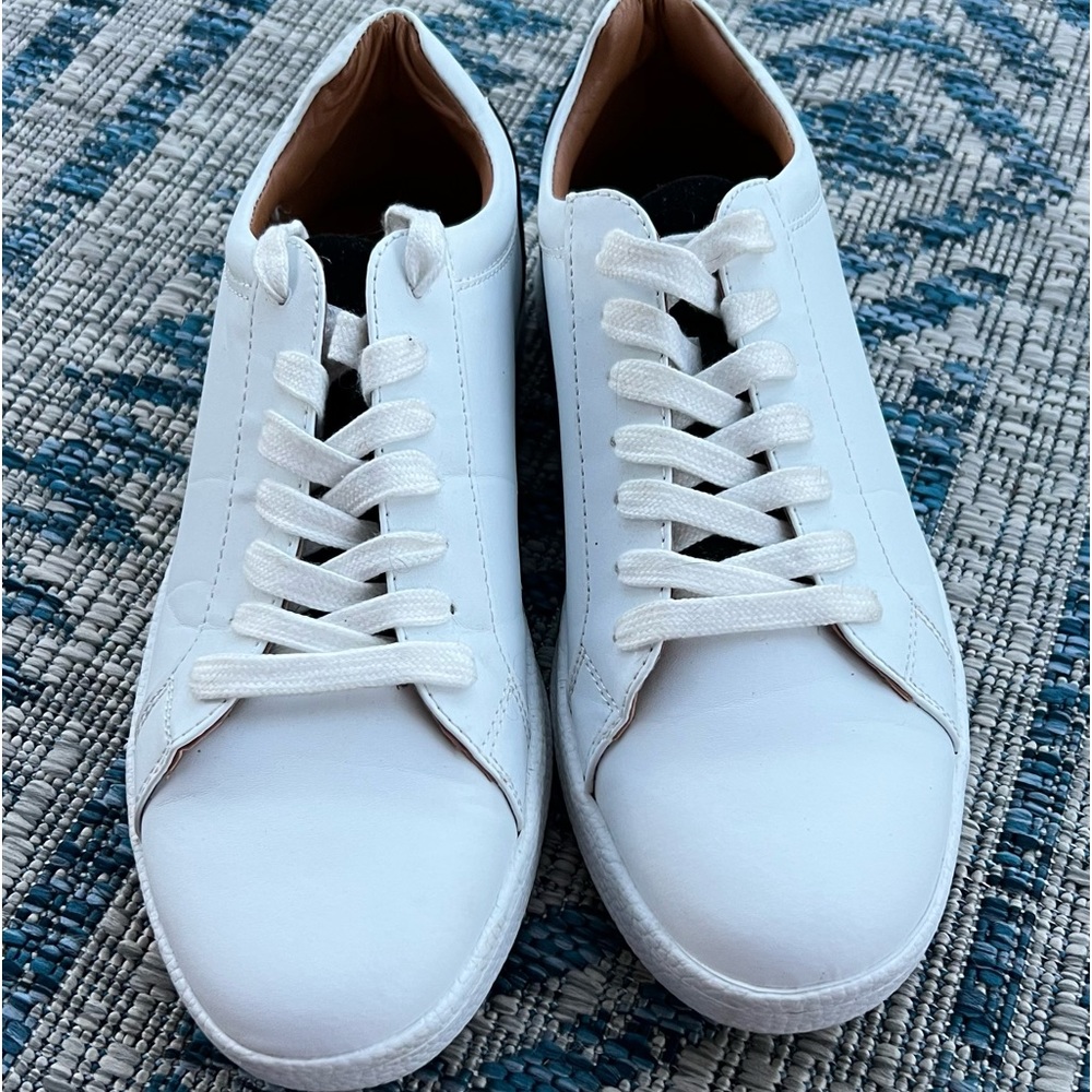 Faranzi Jacob Men's Casual White w/Black Heel Sneakers Size 9.0 Good Condition